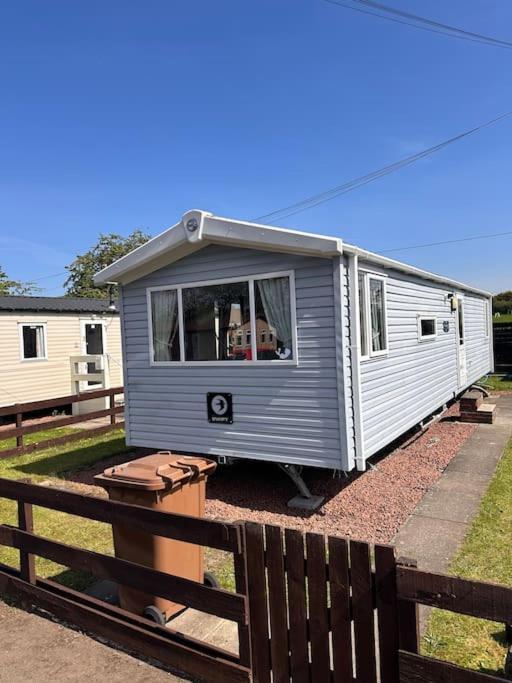 3-Bedroom Swift Caravan - Uddingston, Glasgow Exterior photo