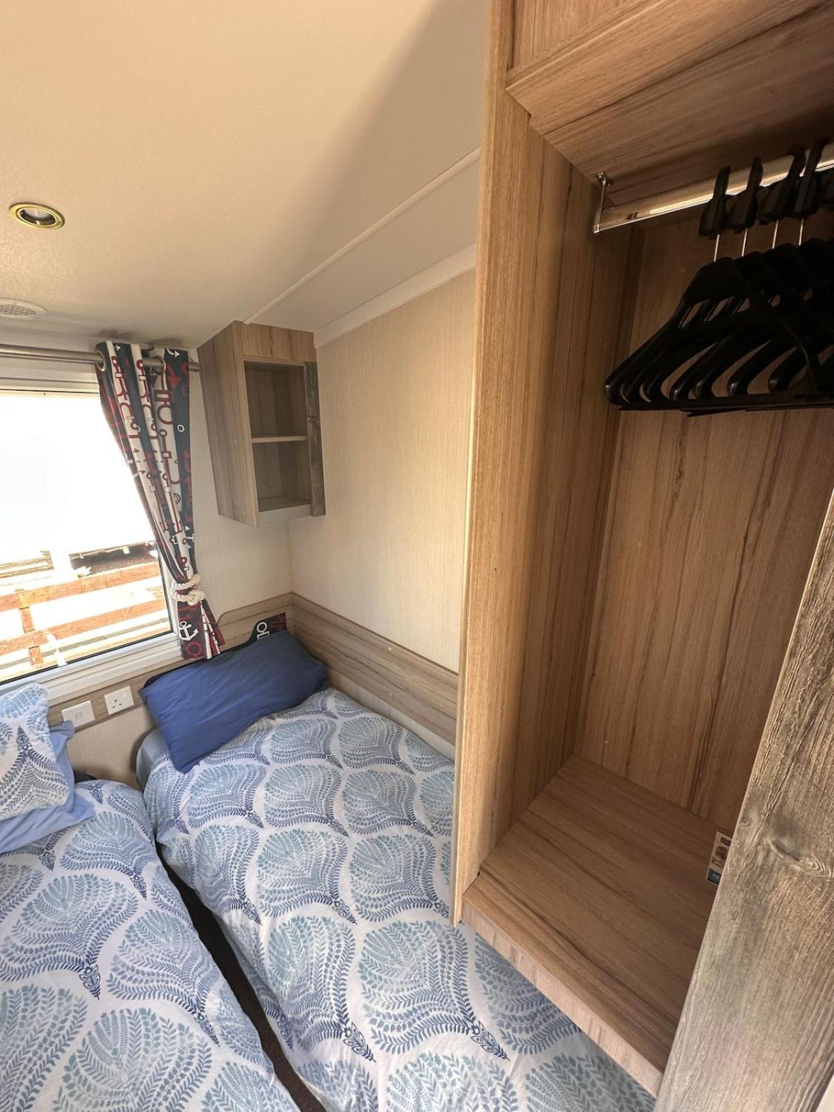 3-Bedroom Swift Caravan - Uddingston, Glasgow Exterior photo